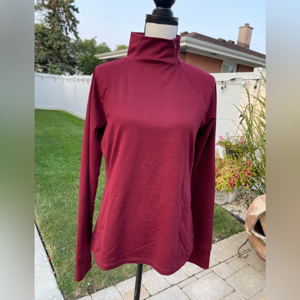 Apana burgundy top long sleeves size M